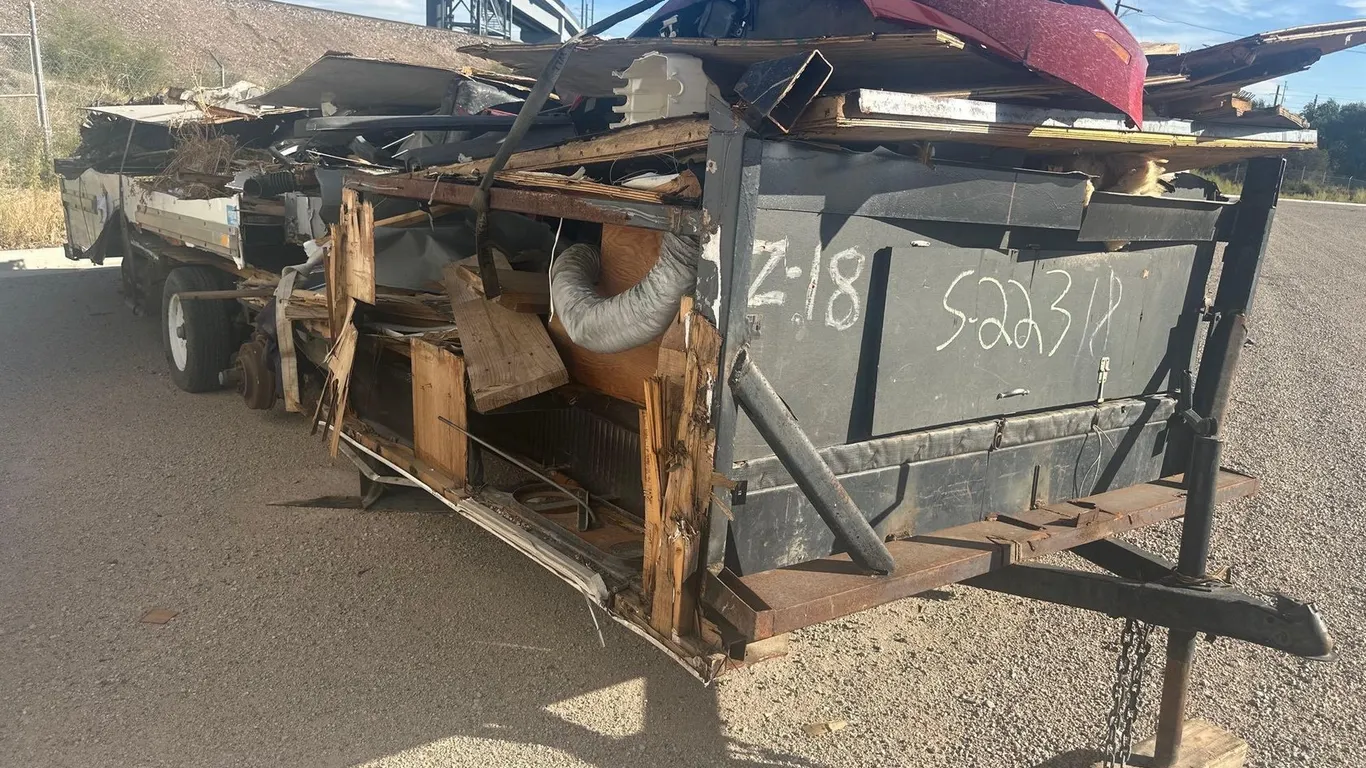 2000 HLMK TL 16HCB0614YU015782
