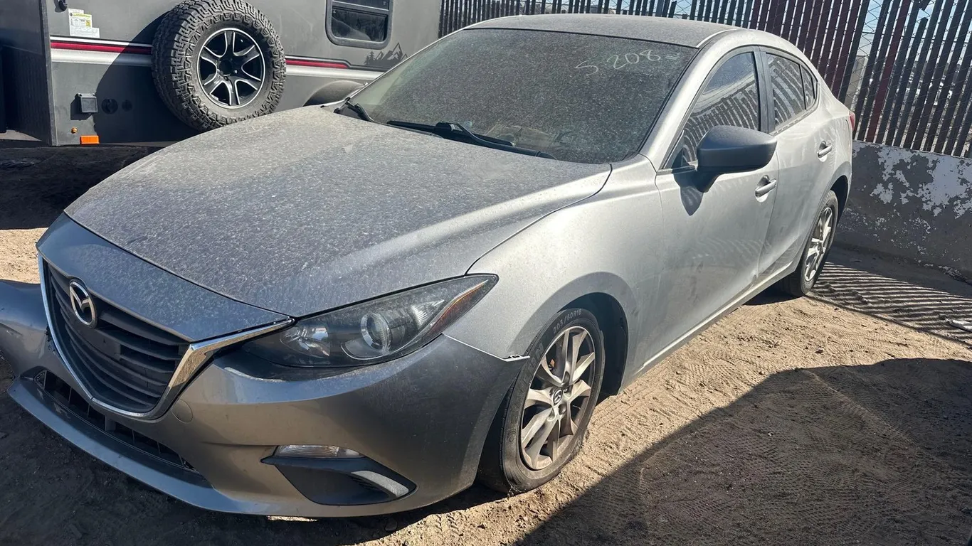 2016 MAZD MAZDA3 4D 3MZBM1U74GM291374