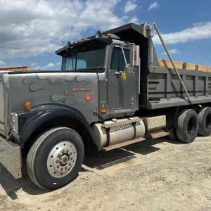 1987 International   Tandem Axle Dump Truck