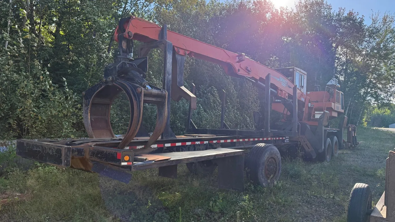 Serco 300 Log Loader W/ Slasher