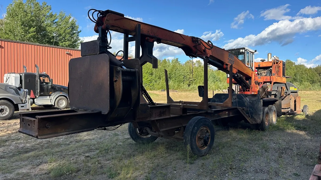 Serco 200F Log Loader W/ Slasher