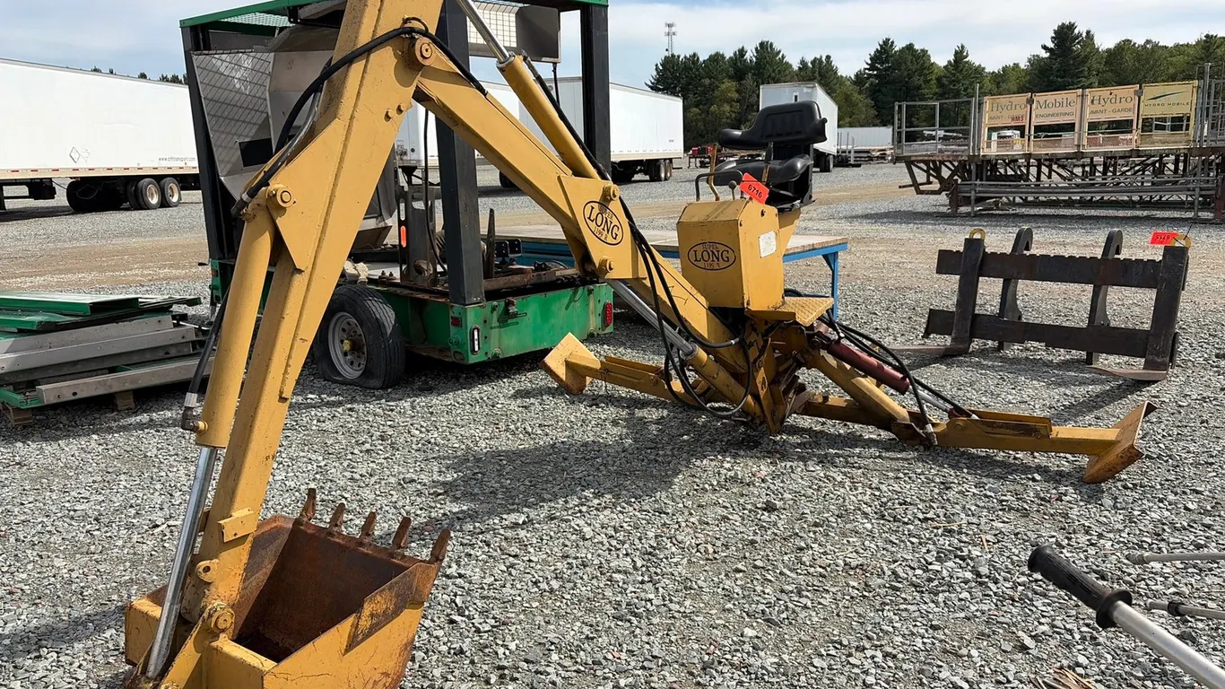 Long Super 1199 R Hydraulic Backhoe Attachment