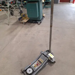 Pittsburgh 3 Ton Floor Jack