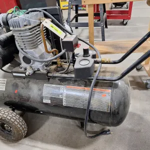 Craftsman 25 Gallon Air Compressor, Model 919.195410, 150 PSI, 240V