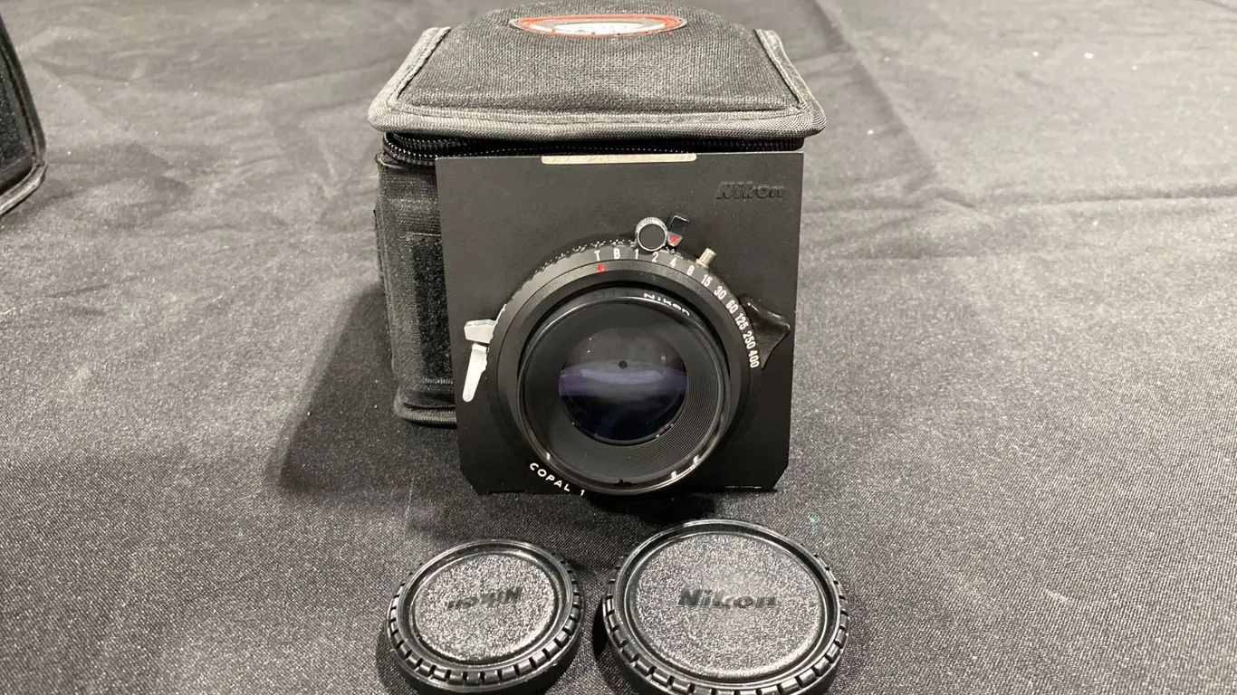 NIKON NIKKOR-M 300MM TACHIHARA LENS IN CASE