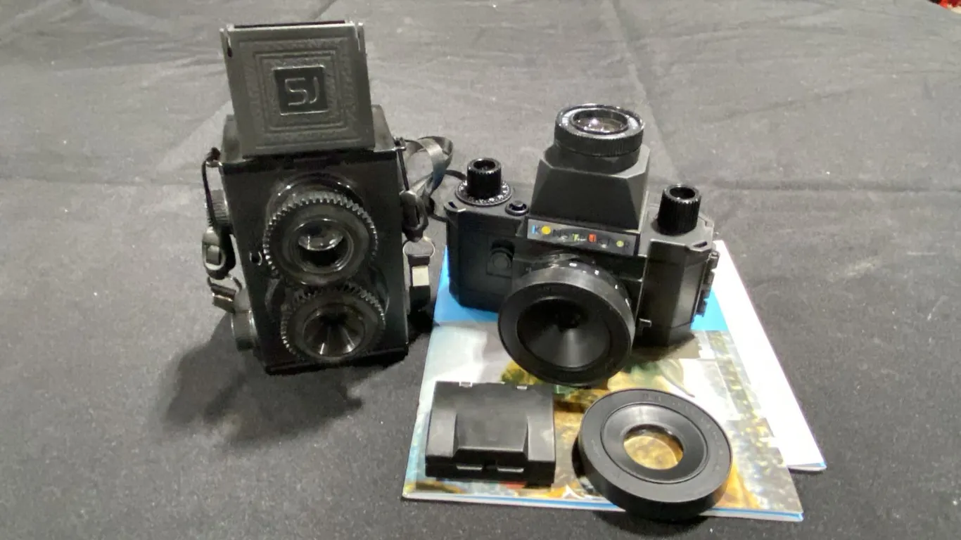 LOMOGRAPHY KONSTRUKTOR PLASTIC DIY CAMERA & PLASTIC DIY TWIN LENS REFLEX ANALOG CAMERA