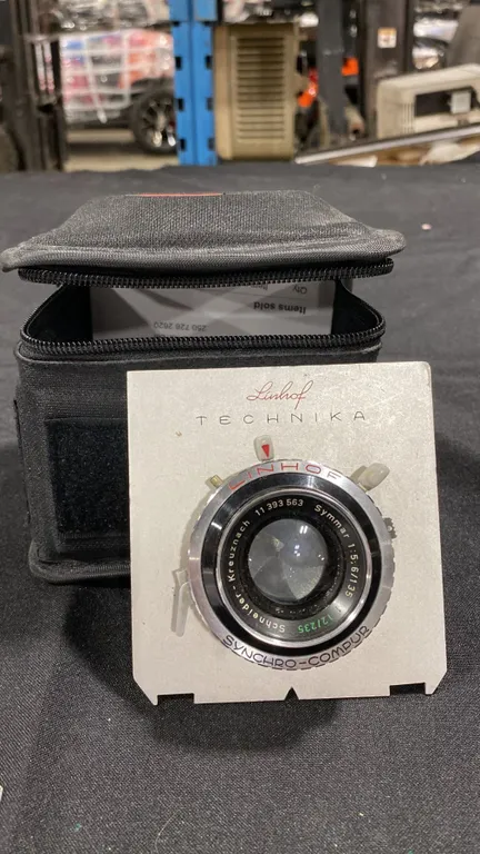LINHOF SCHNEIDER SYNCHRO-COMPUR 135MM TACHIHARA LENS IN CASE