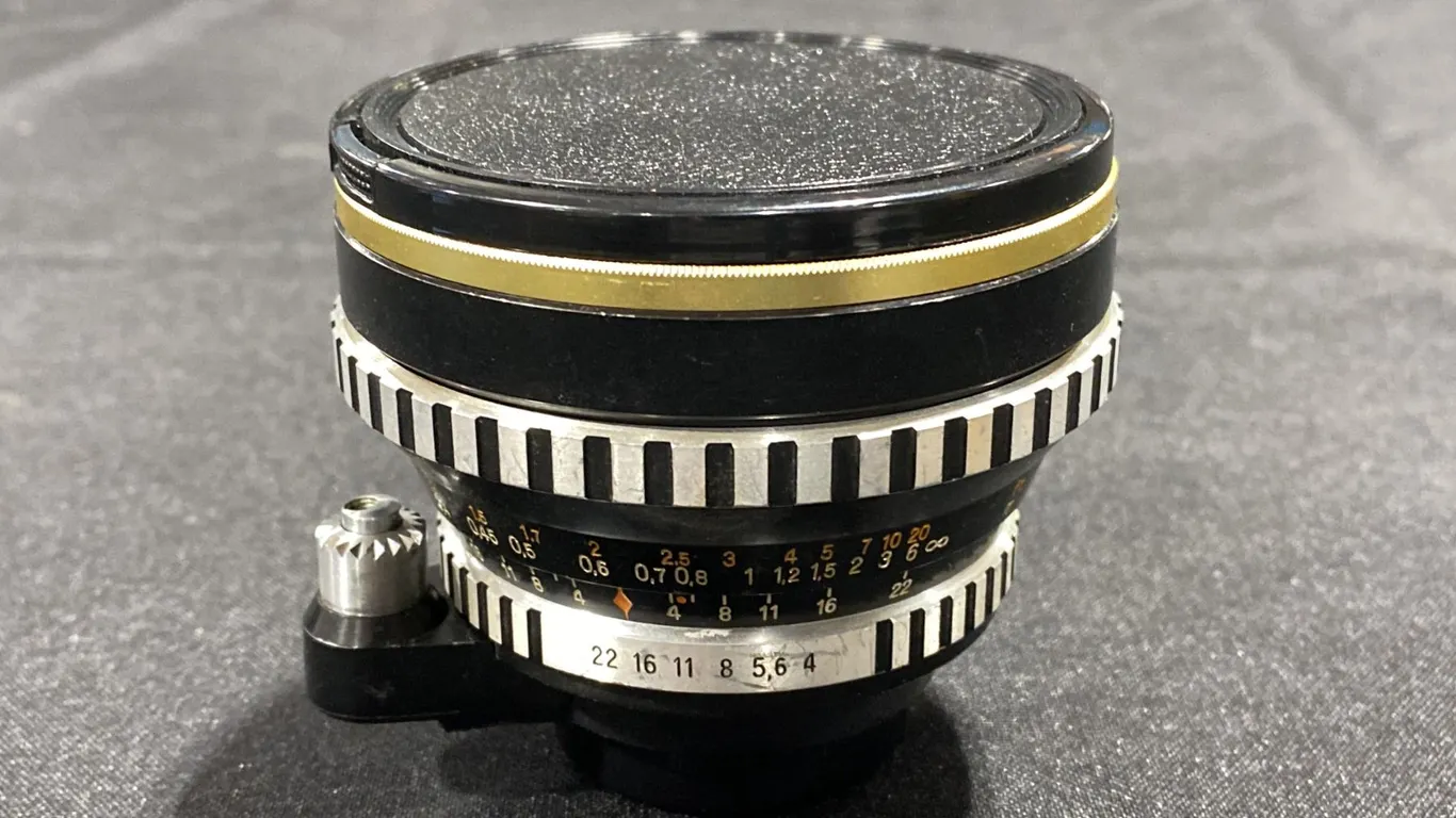 CARL ZEISS JENA FLEKTOGON 4/25, 25MM WIDE ANGLE MANUAL FOCUS LENS WITH 77MM UV FILTER