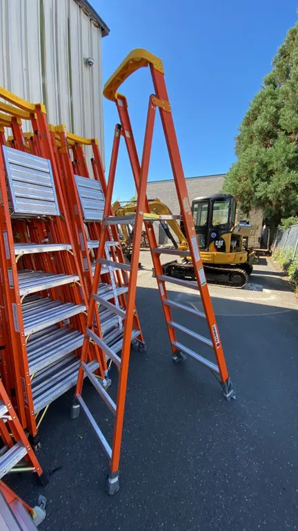 ALLRIGHT FXP300-06 HEAVY DUTY 6' ORANGE CARBON FIBER INDUSTRIAL PLATFORM LADDER