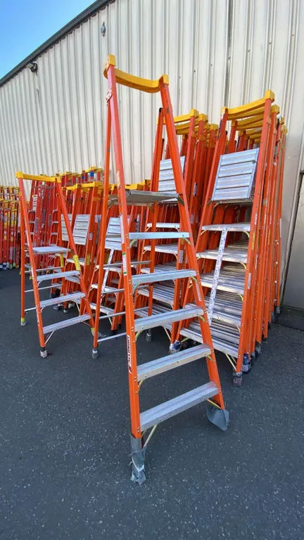 ALLRIGHT FXP300-06 HEAVY DUTY 6' ORANGE CARBON FIBER INDUSTRIAL PLATFORM LADDER