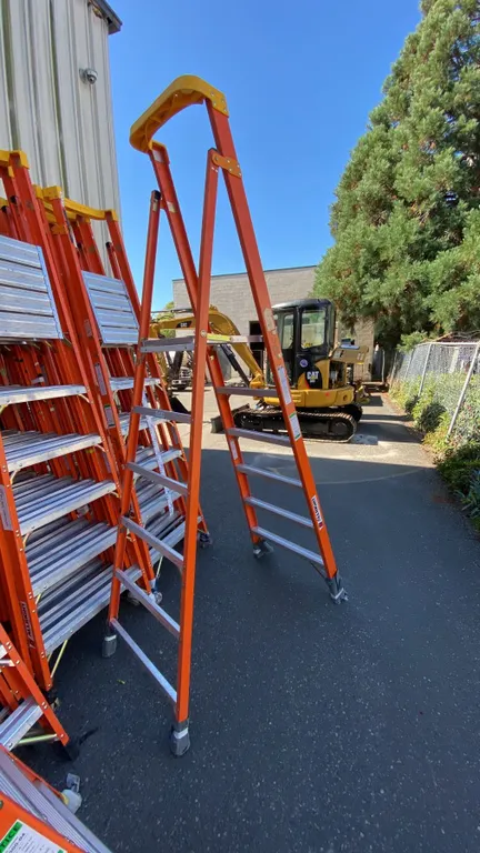 ALLRIGHT FXP300-06 HEAVY DUTY 6' ORANGE CARBON FIBER INDUSTRIAL PLATFORM LADDER