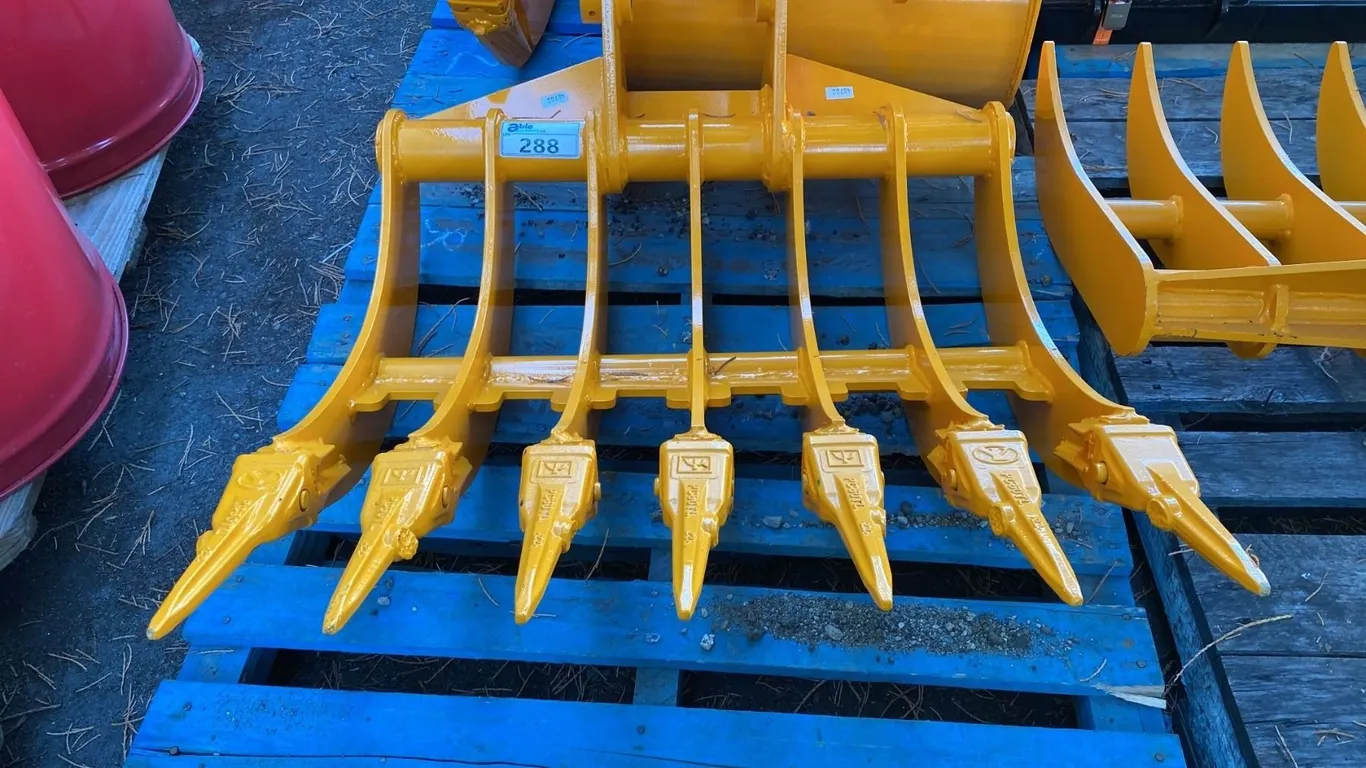 YELLOW HEAVY DUTY INDUSTRIAL MINI EXCAVATOR 32" BRUSH RAKE ATTACHMENT *FITS CAT 305 EXCAVATORS*