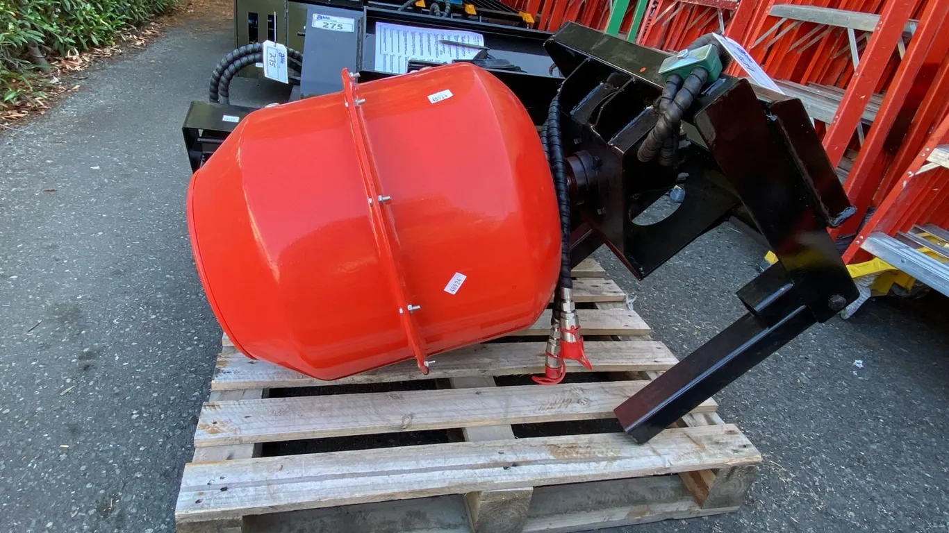 ORANGE / BLACK HYDRAULIC INDUSTRIAL MINI SKID STEER CEMENT MIXER ATTACHMENT