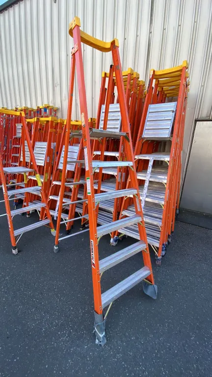 ALLRIGHT FXP300-06 HEAVY DUTY 6' ORANGE CARBON FIBER INDUSTRIAL PLATFORM LADDER