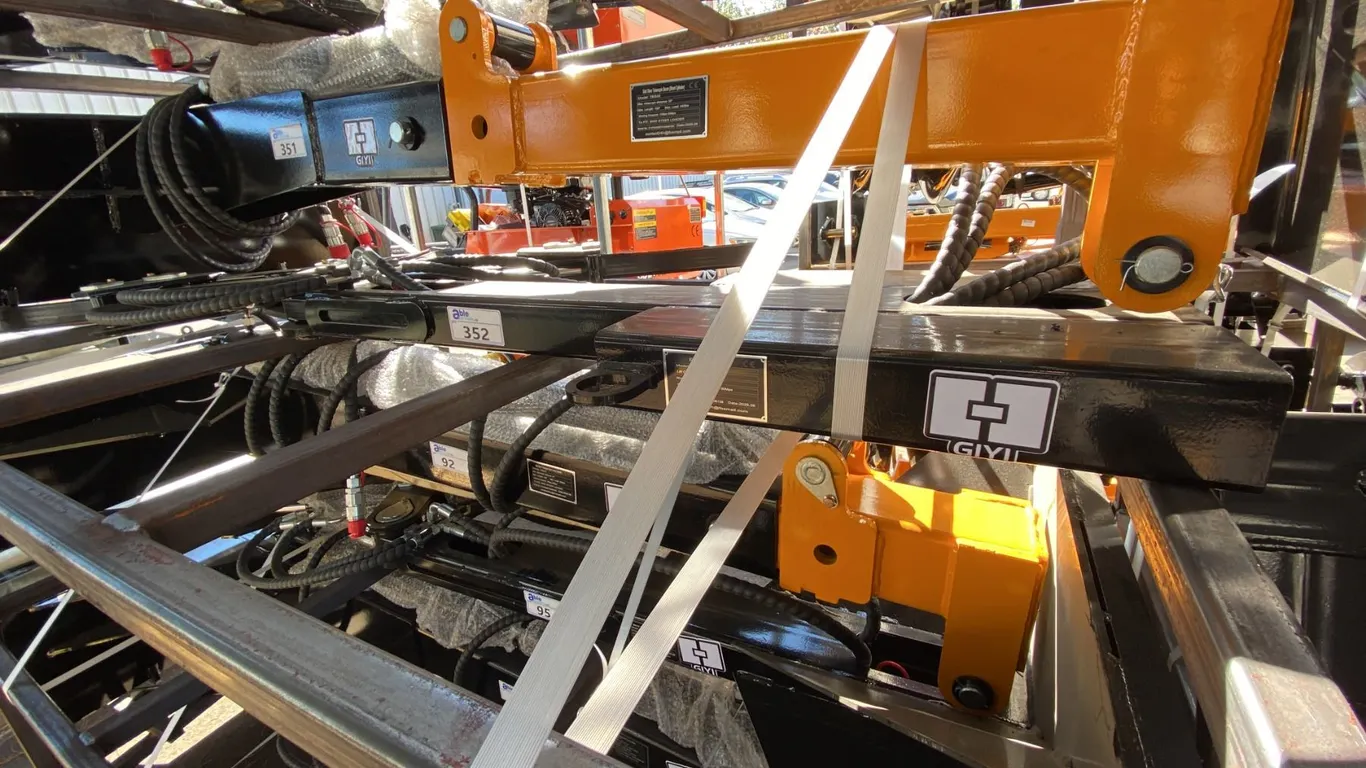 FTL75 HYDRAULIC FORKLIFT TIRE LIFTER ATTACHMENT - 2,645 LBS (1,200 KG) LIFTING CAPACITY, 75"