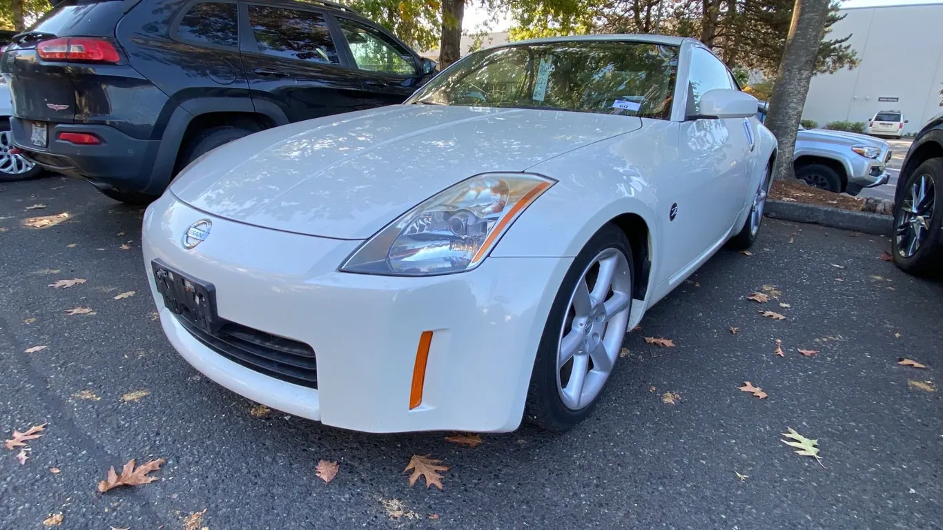 2003 NISSAN 350Z, 2DRCP, WHITE, VIN JN1AZ34EX3T020389,