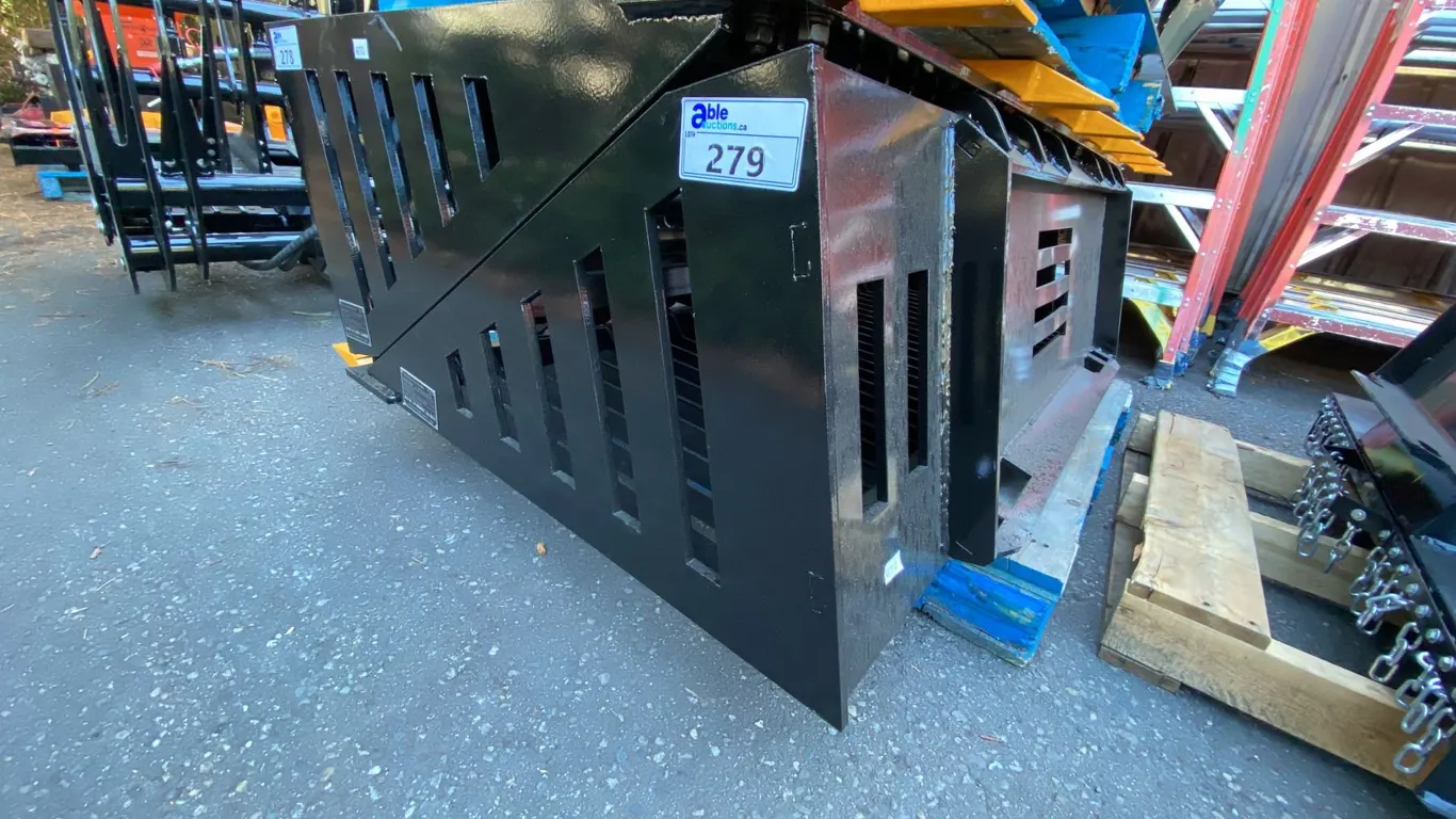 GIYI RB66 HEAVY DUTY 66" SKID STEER ROCK BUCKET ATTACHMENT
