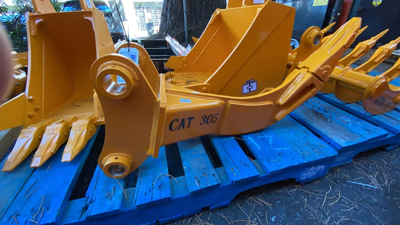 YELLOW HEAVY DUTY MINI EXCAVATOR RIPPER TOOTH ATTACHMENT *FITS CAT 305 EXCAVATORS*