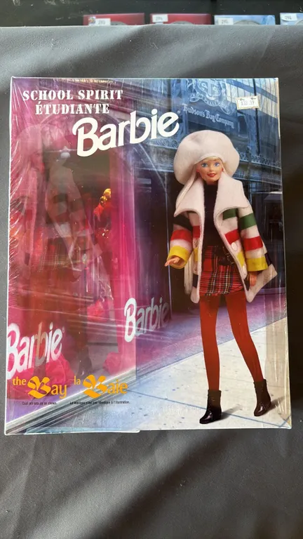 VINTAGE 1996 THE BAY SCHOOL SPIRIT BARBIE *SEALED IN ORIGINAL BOX*