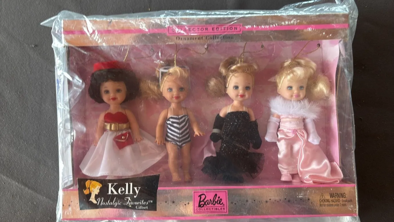 VINTAGE 2003 NOSTALGIC FAVORITES KELLY ORNAMENT SET *IN ORIGINAL BOX*