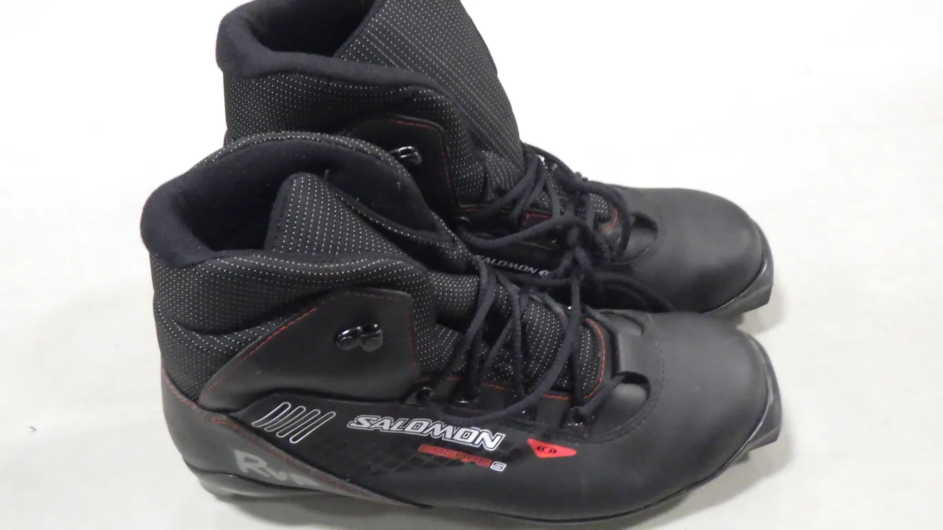 Salomon Escape 5 Cross-country ski boot (size 11.5) Salomon Escape 5