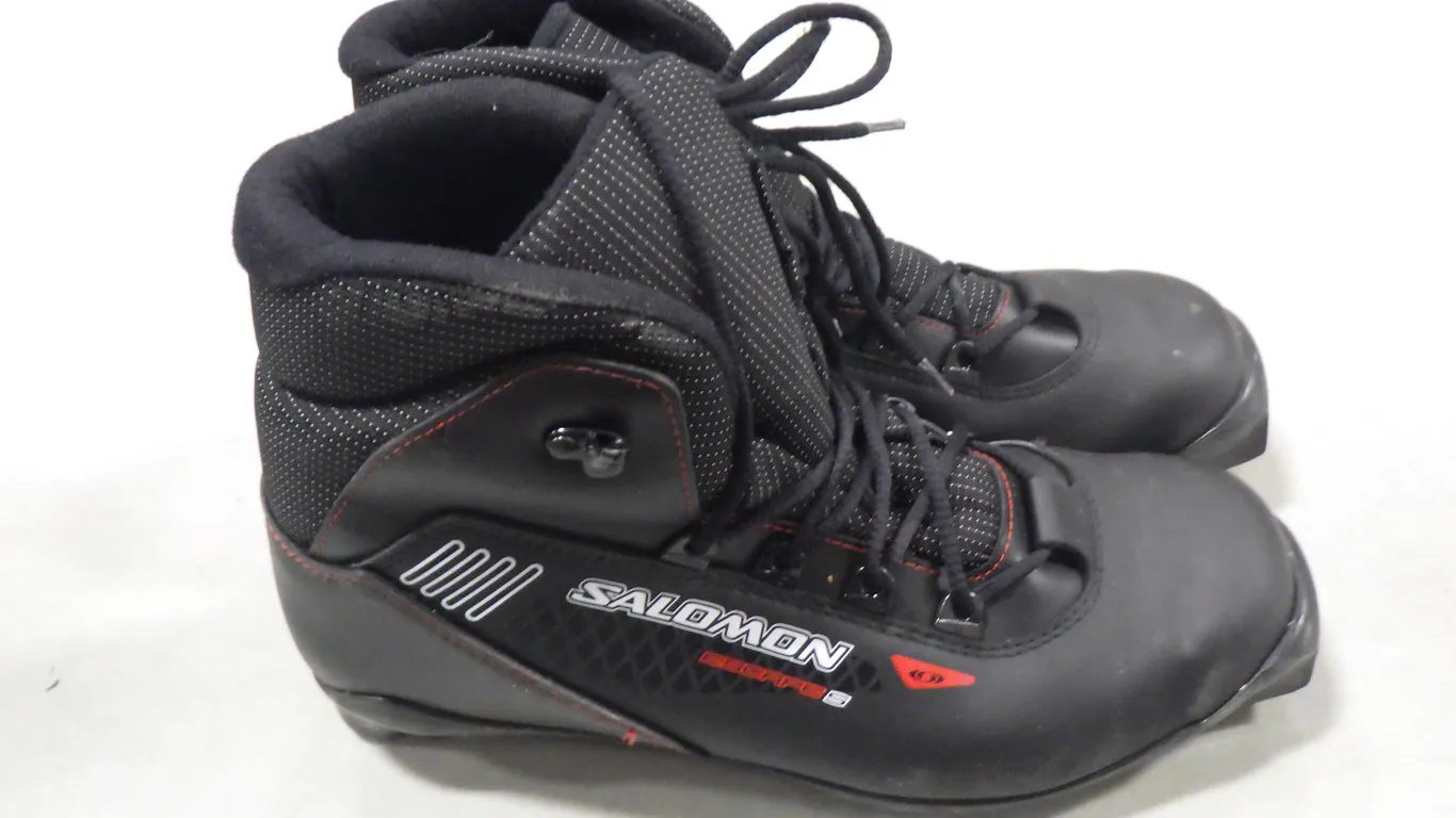 Salomon Escape 5 Cross-country ski boot (size 11.5) Salomon Escape 5