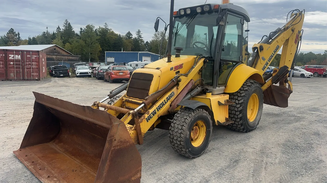 INOPERABLE- New Holland B95 Backhoe