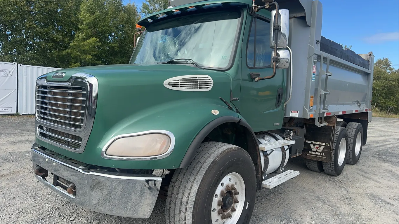 2007 Freightliner M2 112 T/A Dump Truck