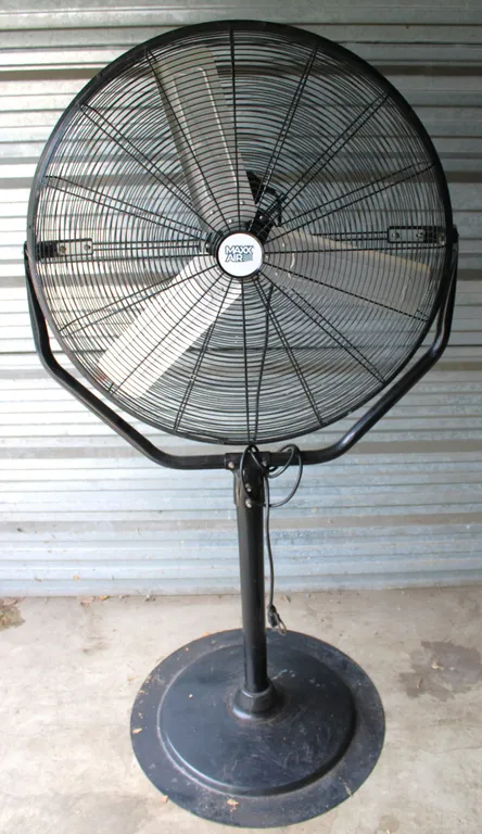 Maxx Air HVPF30 Yoke 32" Industrial Fan