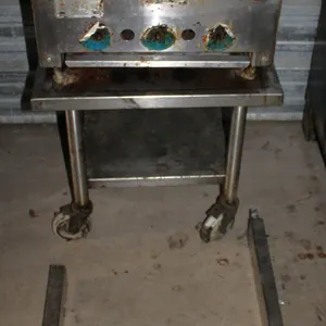 Rankin-Delux Commercial Grill with Stainless Table