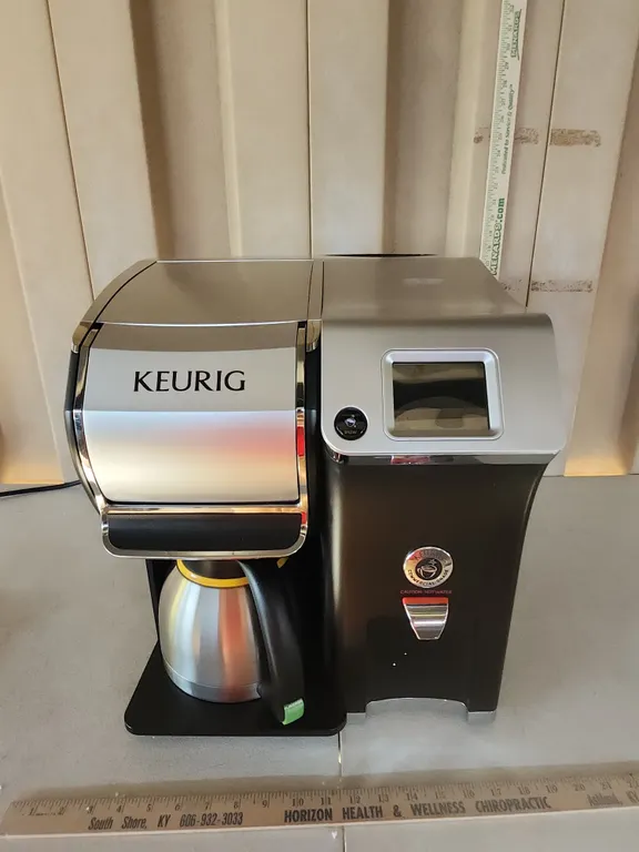 New Keurig Bolt Z6000 Commercial Grade Carafe Brewing System Designed For Offices/Hotels/Lobbies/Lar