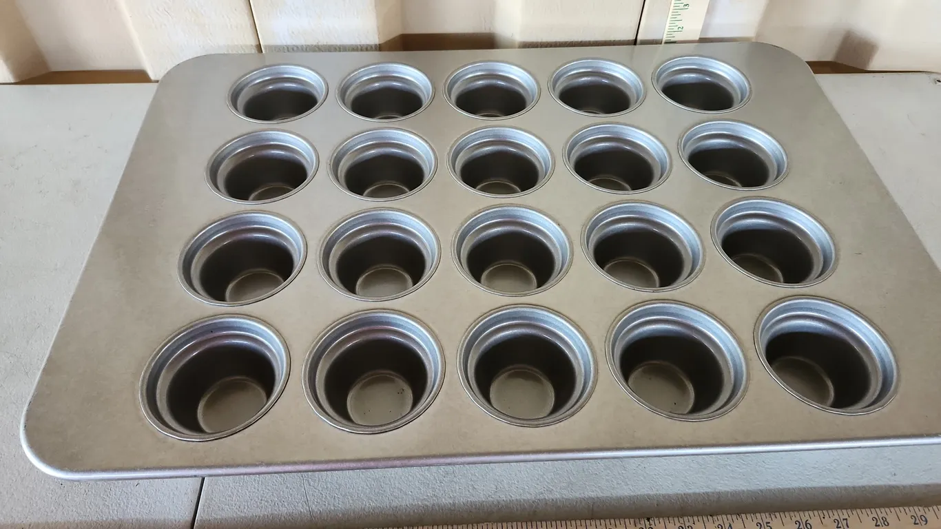 Chicago Metallic Heavy Metal Large Muffin Pan 25.75"X17.75"X2"