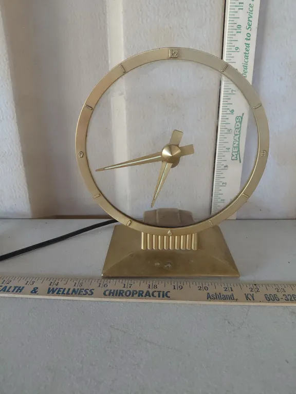 Vintage Jefferson Golden Hour Electric Clock 9" Tall