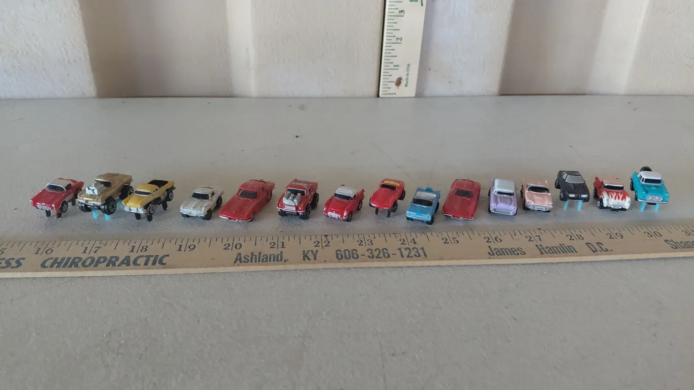 13 Micro Machines & 2 Monogram Models Cars