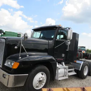 1998 Freightliner Semi-truck