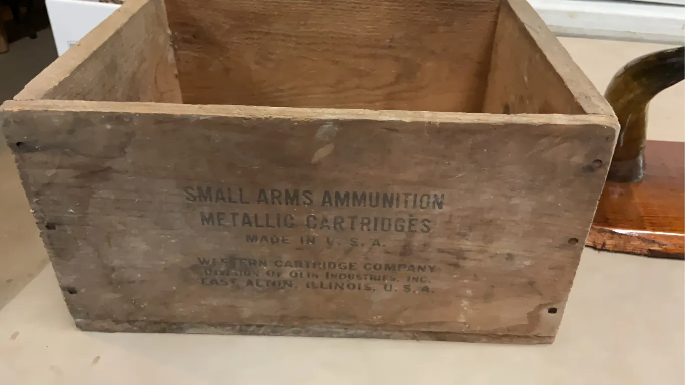 Ammunition Box & Set of Horns