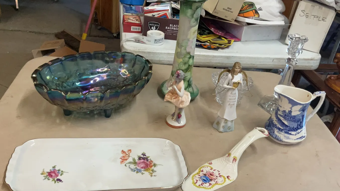 Miscellaneous Glass Pieces