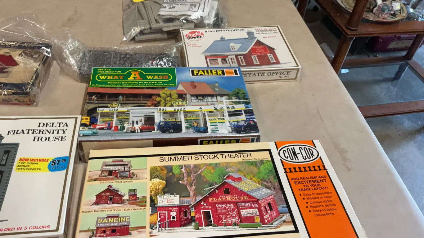 Train Accessories