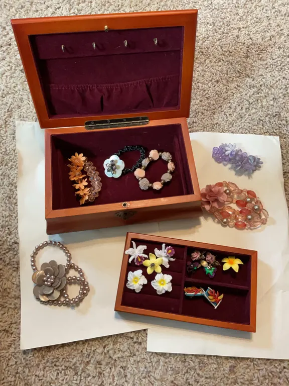 Jewelry Box with Jewelry