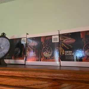 Assorted bedroom clocks