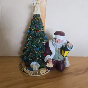 Vintage Thomas kinkade a tree from Saint Nicholas tabletop figurine