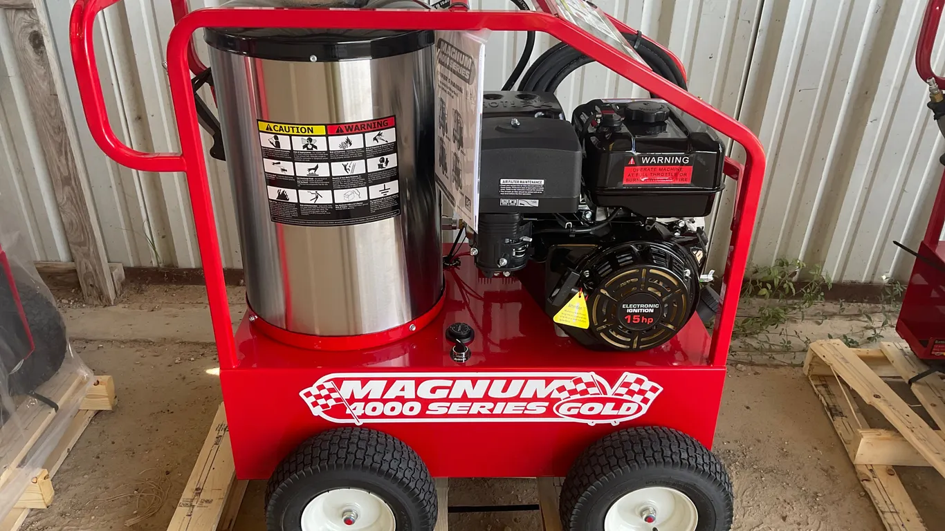 UNUSED 2026 EASY-KLEEN MAGNUM GOLD 4000 SERIES PRESSURE WASHER SN: 263643