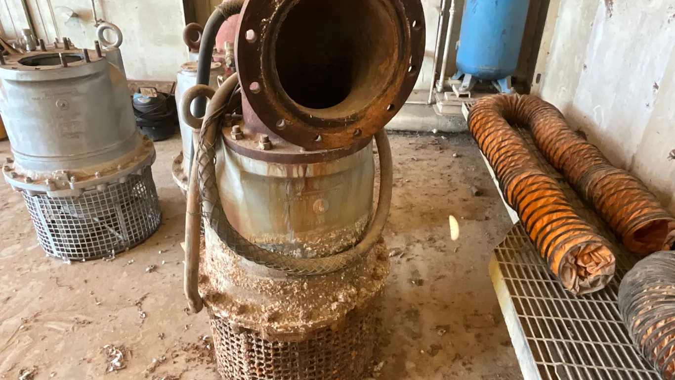 GORMAN RUPP S12A1-E140 12 IN. ELECTRIC SUBMERSIBLE DEWATERING PUMP SN: 1523500