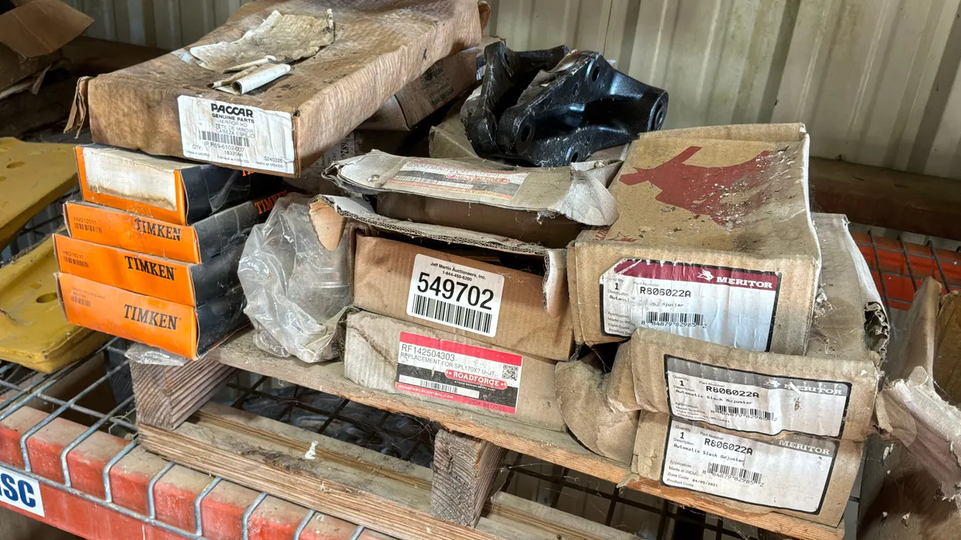 VARIOUS TRUCK PARTS