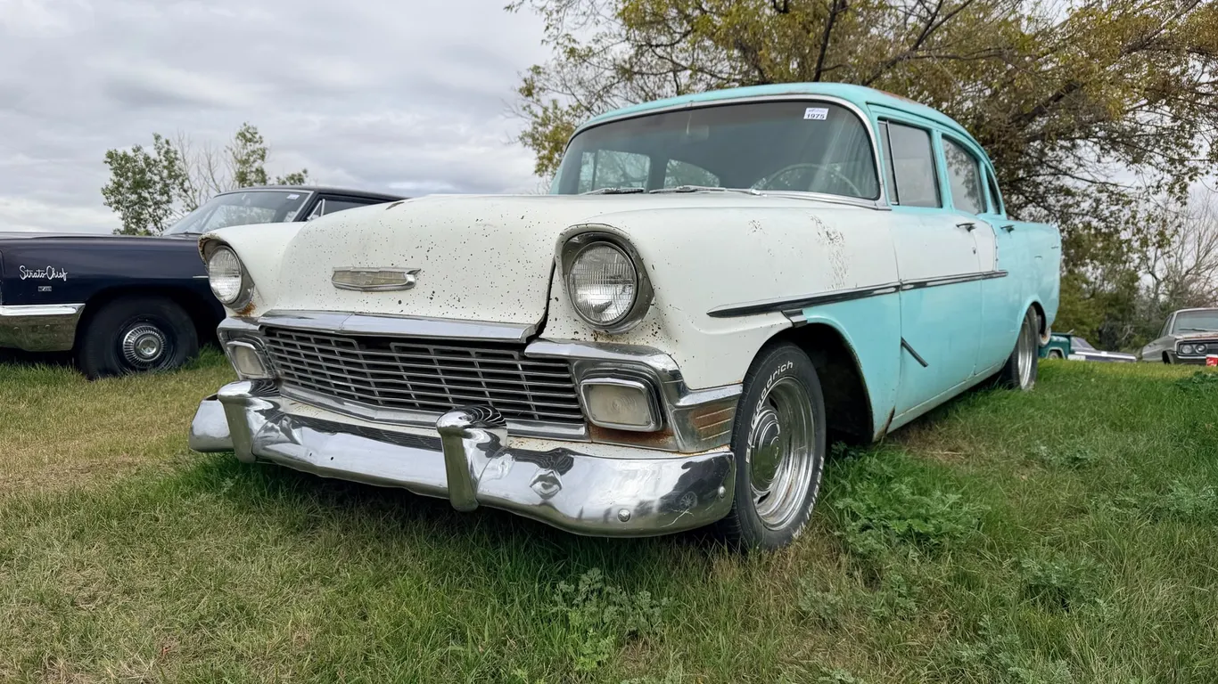 Lot 1975