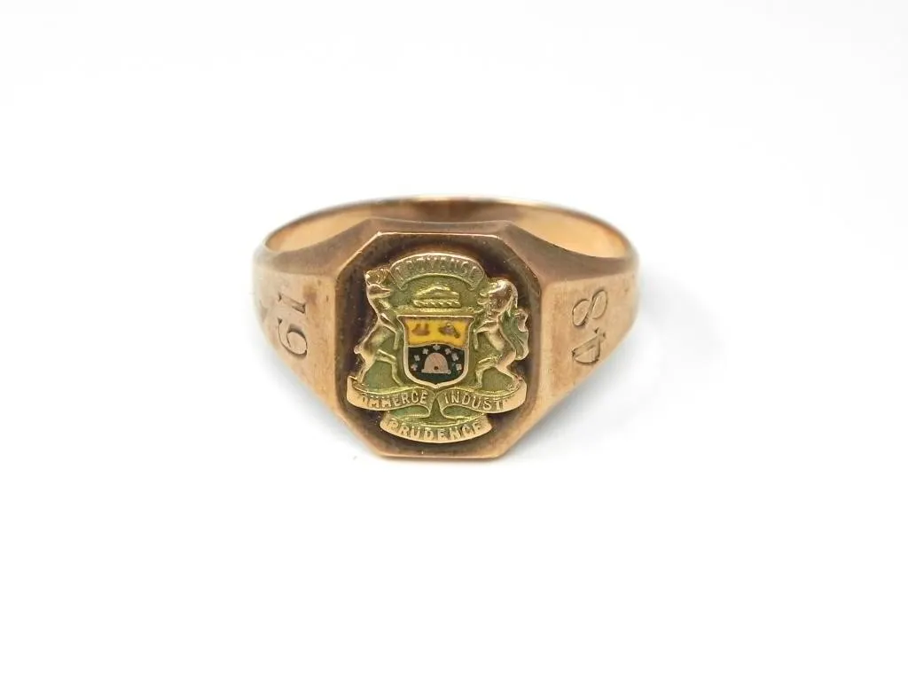 10KT YELLOW GOLD CREST RING 4.59g $700