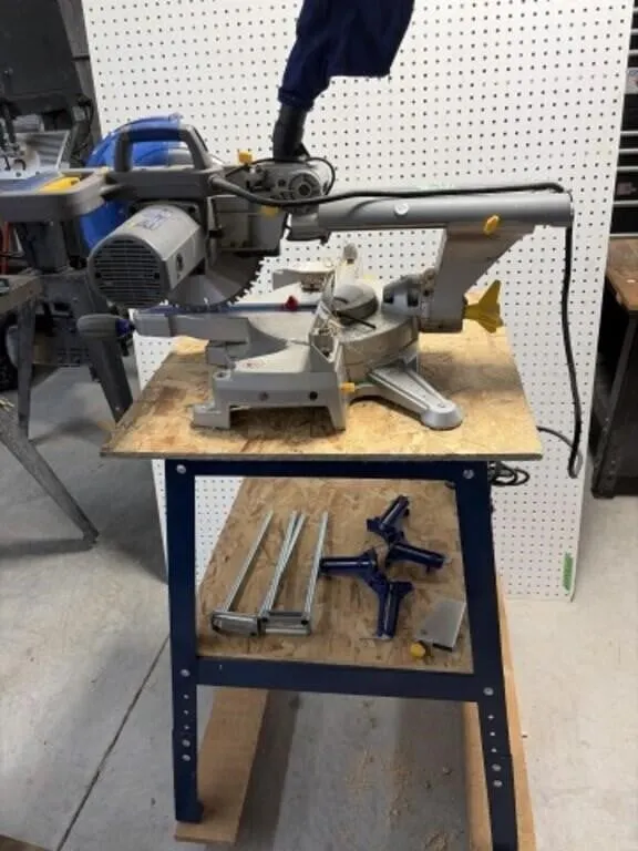 Mastercraft 10 " Sliding Compound Mitre Saw