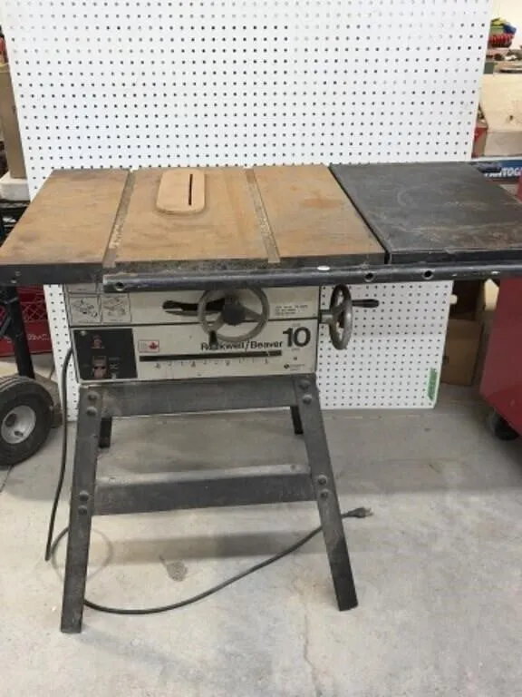 Rockwell Beaver 10 Inch Table Saw On Stand