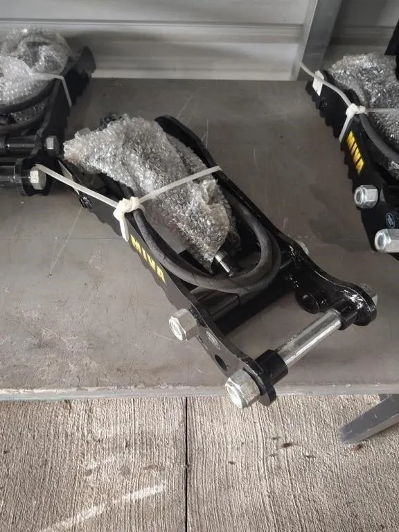 2026 Miva Excavator hydrauli thumbp