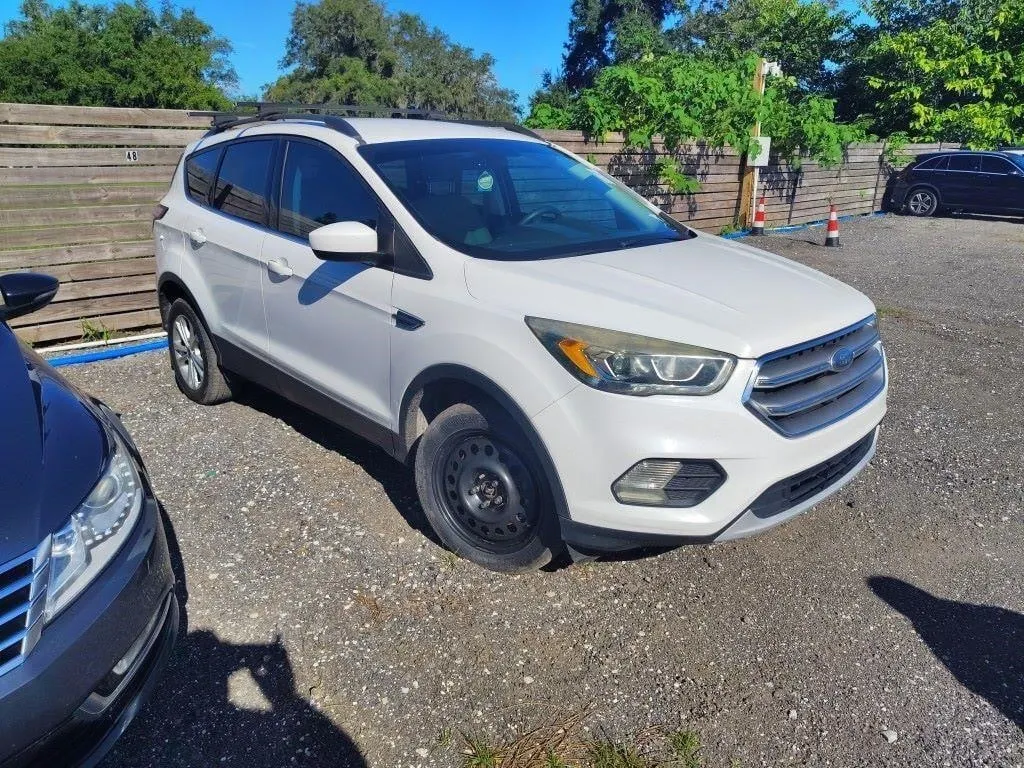 2017 Ford Escape RUNS/MOVES SE